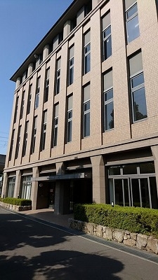 坂出市民ふれあい会館写真1 -shukusen.jpg